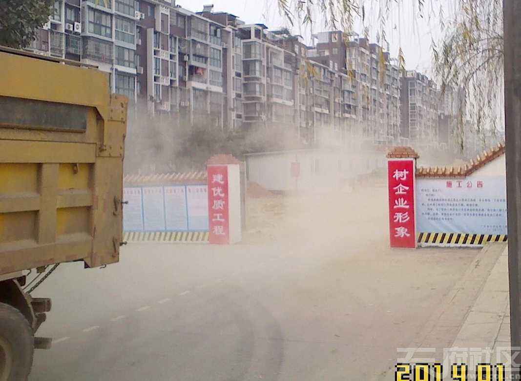 揚塵環境監測治理不能只盯工地，道路揚塵污染同樣不容忽視